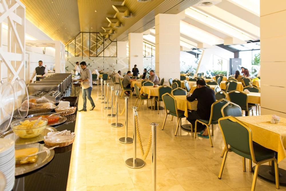 Safir Airport Hotel 쿠웨이트 외부 사진